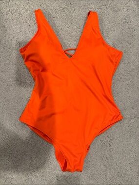 TA3 Swimsuit Plungey